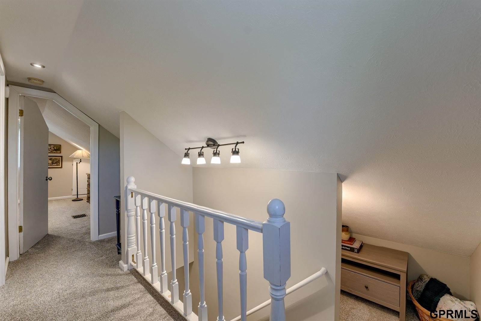 3949 Gordon Street, Omaha, NE 68105