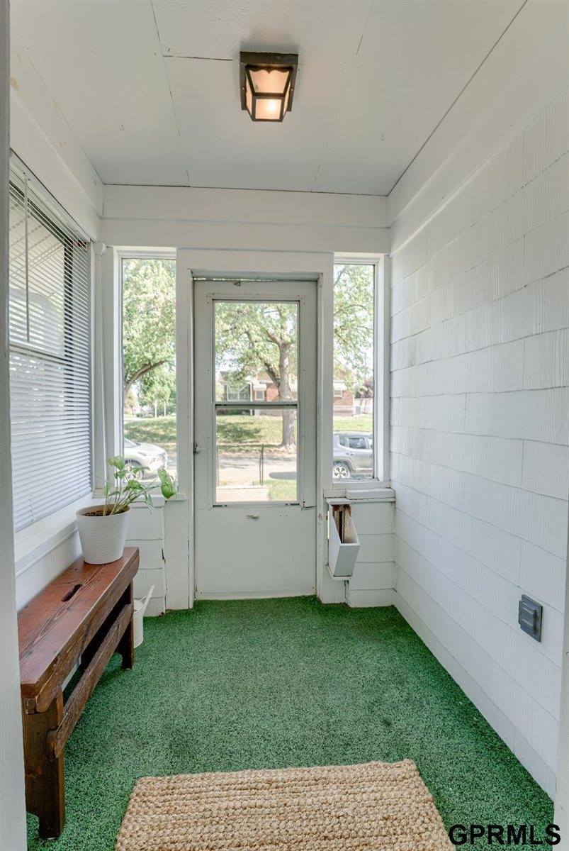 3949 Gordon Street, Omaha, NE 68105