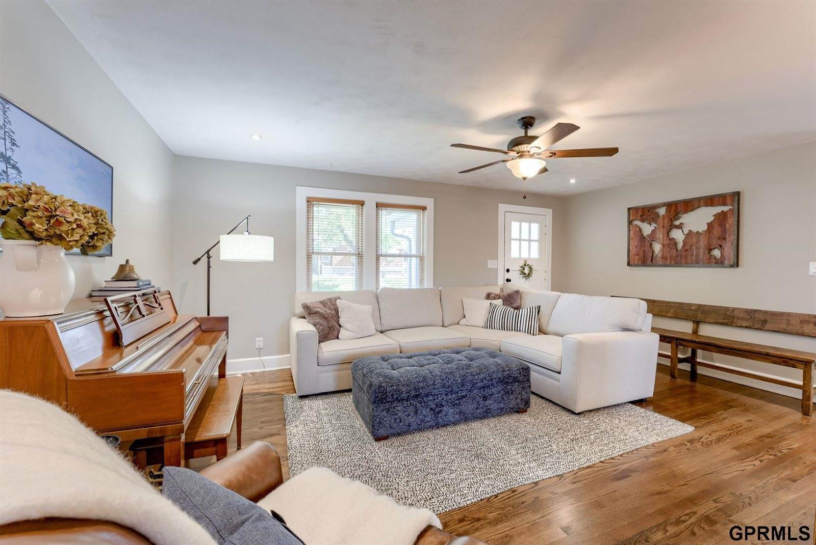 3949 Gordon Street, Omaha, NE 68105