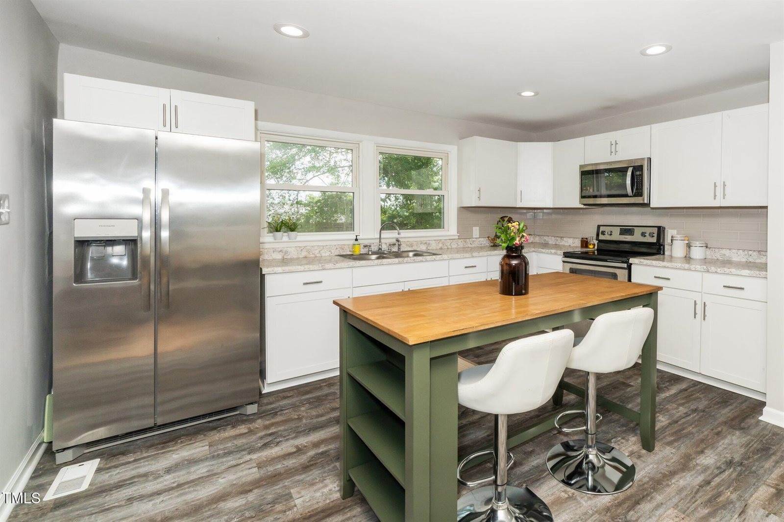 601 Longfellow Street, Fuquay Varina, NC 27526