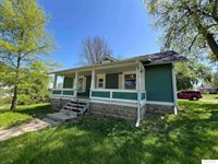1621 Courthouse Avenue, Auburn, NE 68305