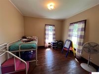 1621 Courthouse Avenue, Auburn, NE 68305