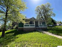 1621 Courthouse Avenue, Auburn, NE 68305