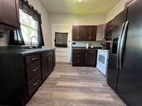 1621 Courthouse Avenue, Auburn, NE 68305