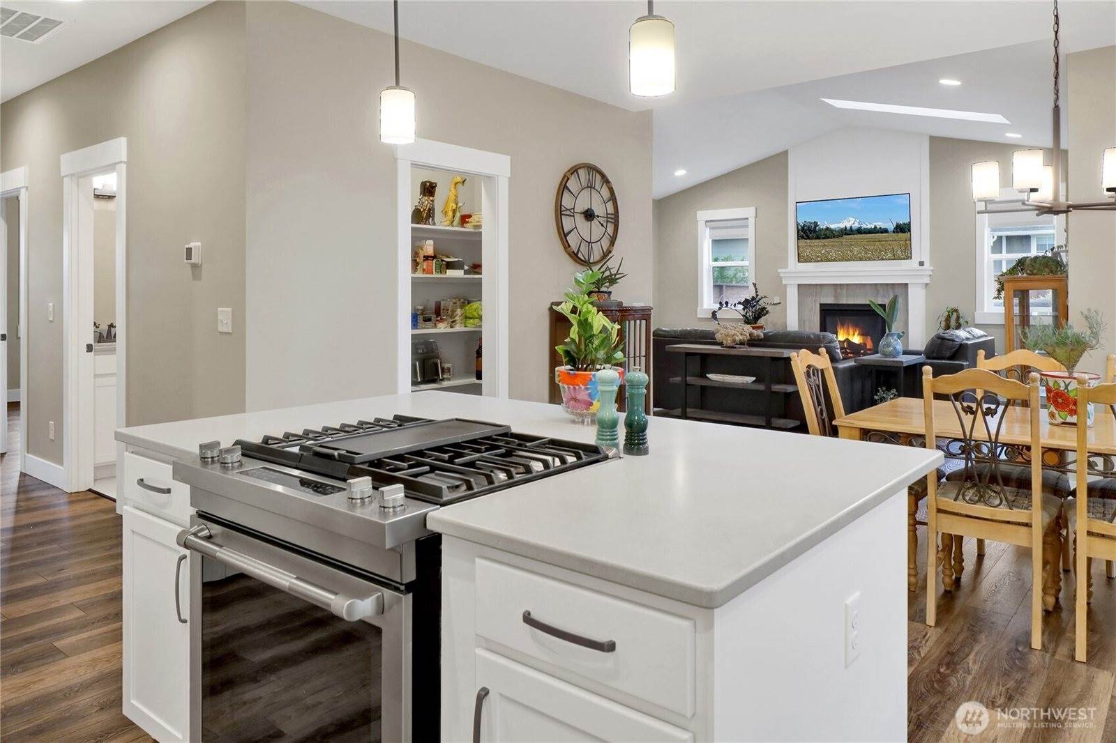 6068 Monument Drive, Ferndale, WA 98248