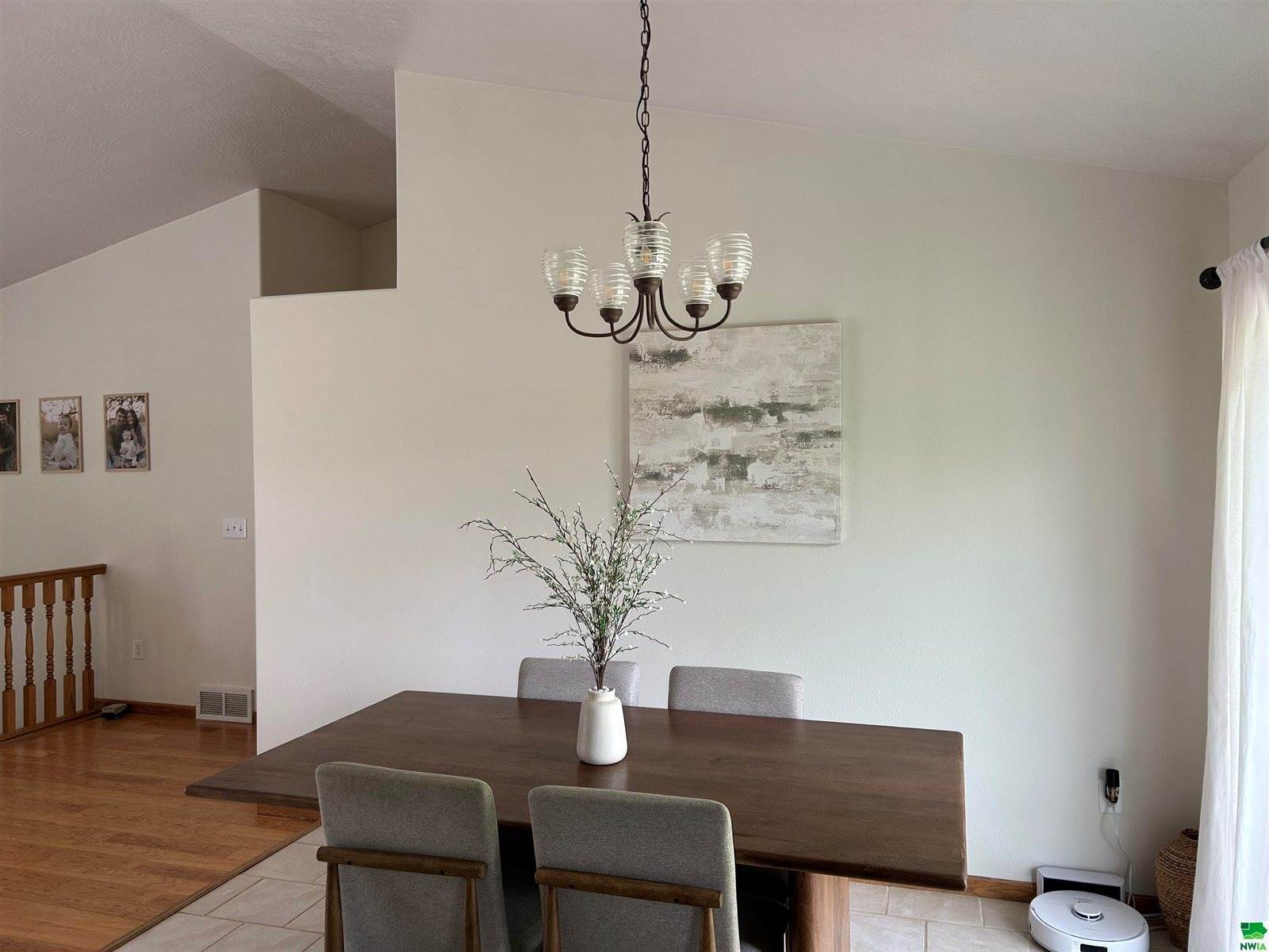 217 Bobwhite Circle, Dakota Dunes, SD 57049