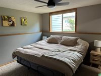 217 Bobwhite Circle, Dakota Dunes, SD 57049