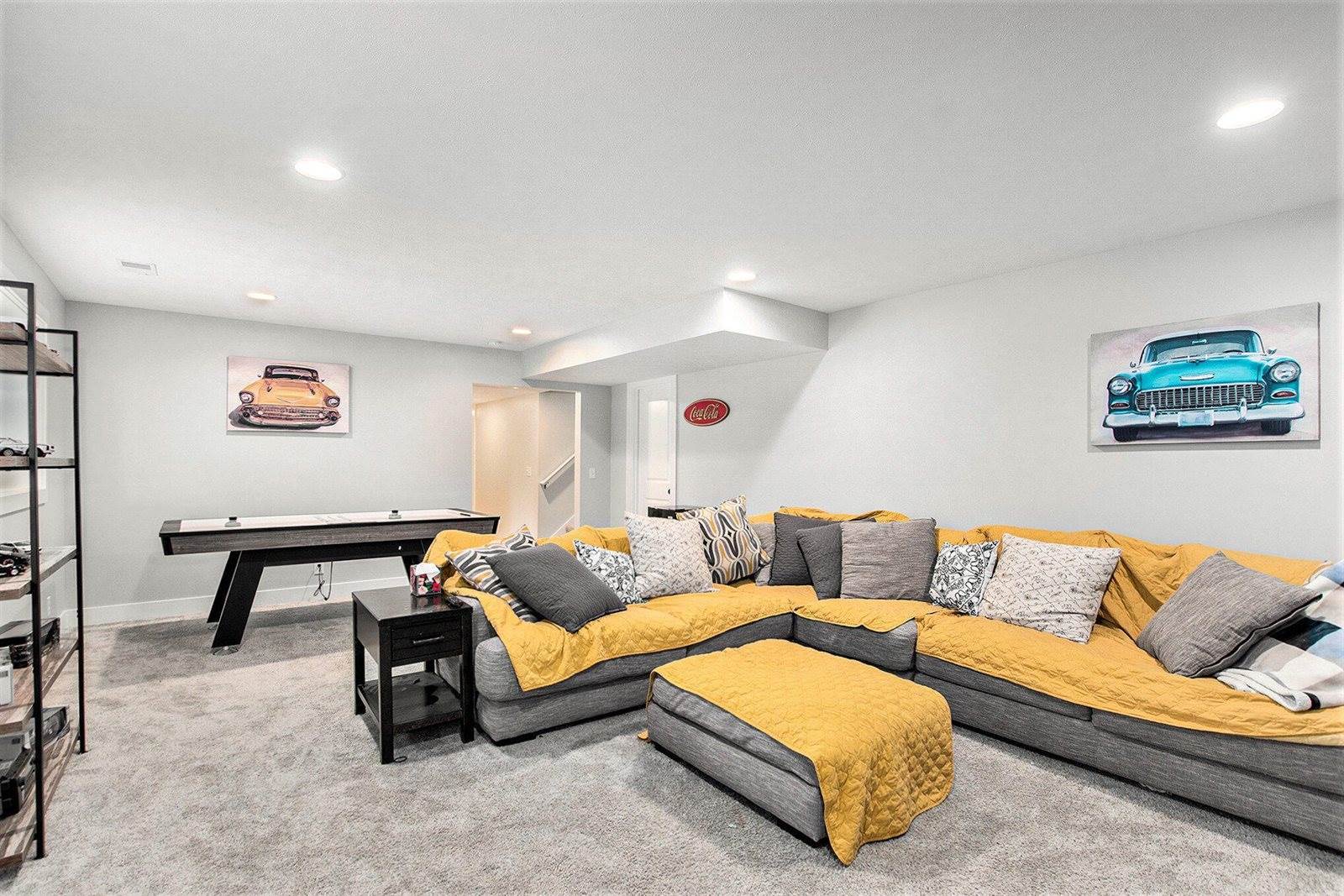 9241 Shoreway Drive, West Olive, MI 49460