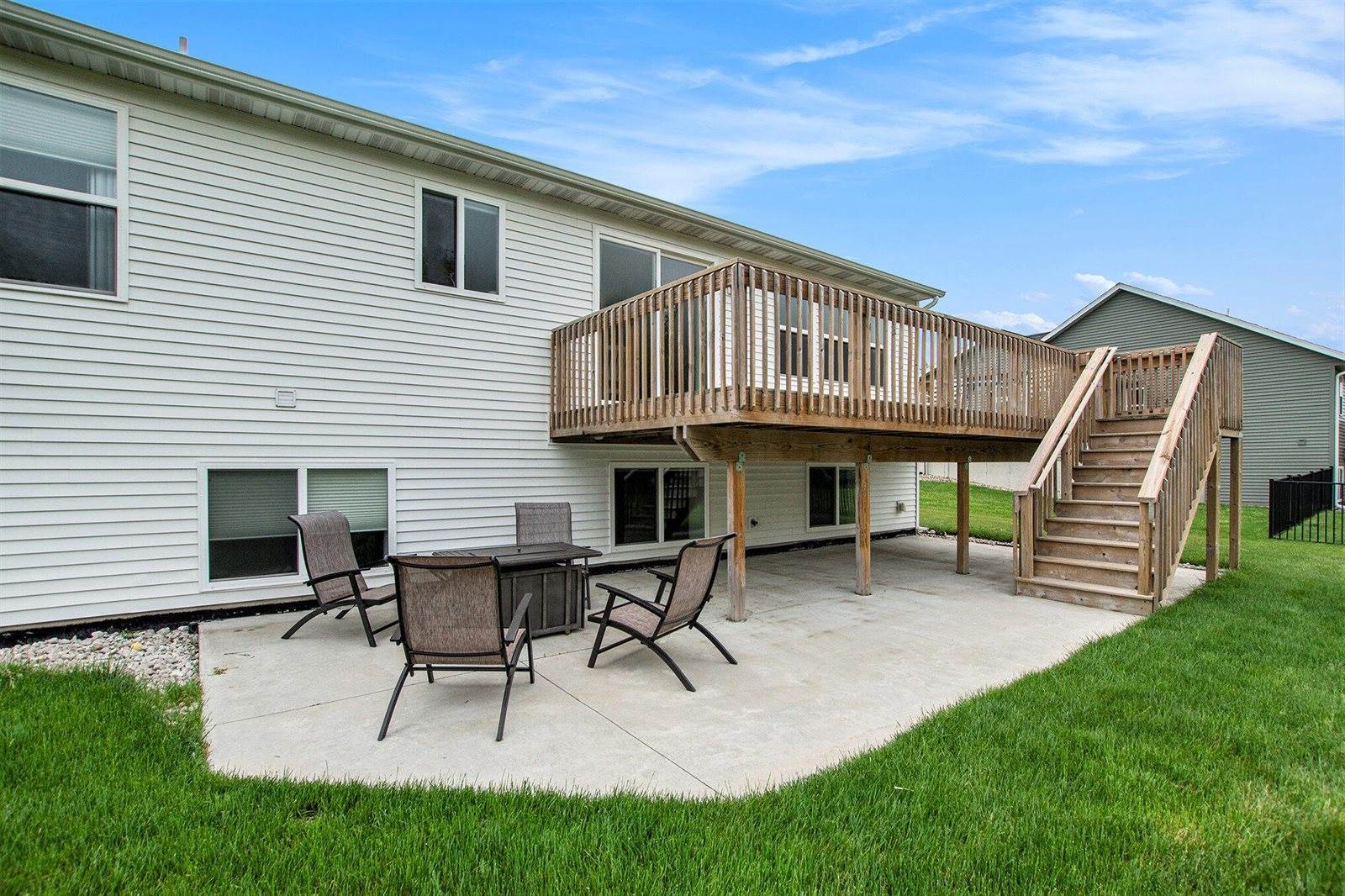 9241 Shoreway Drive, West Olive, MI 49460