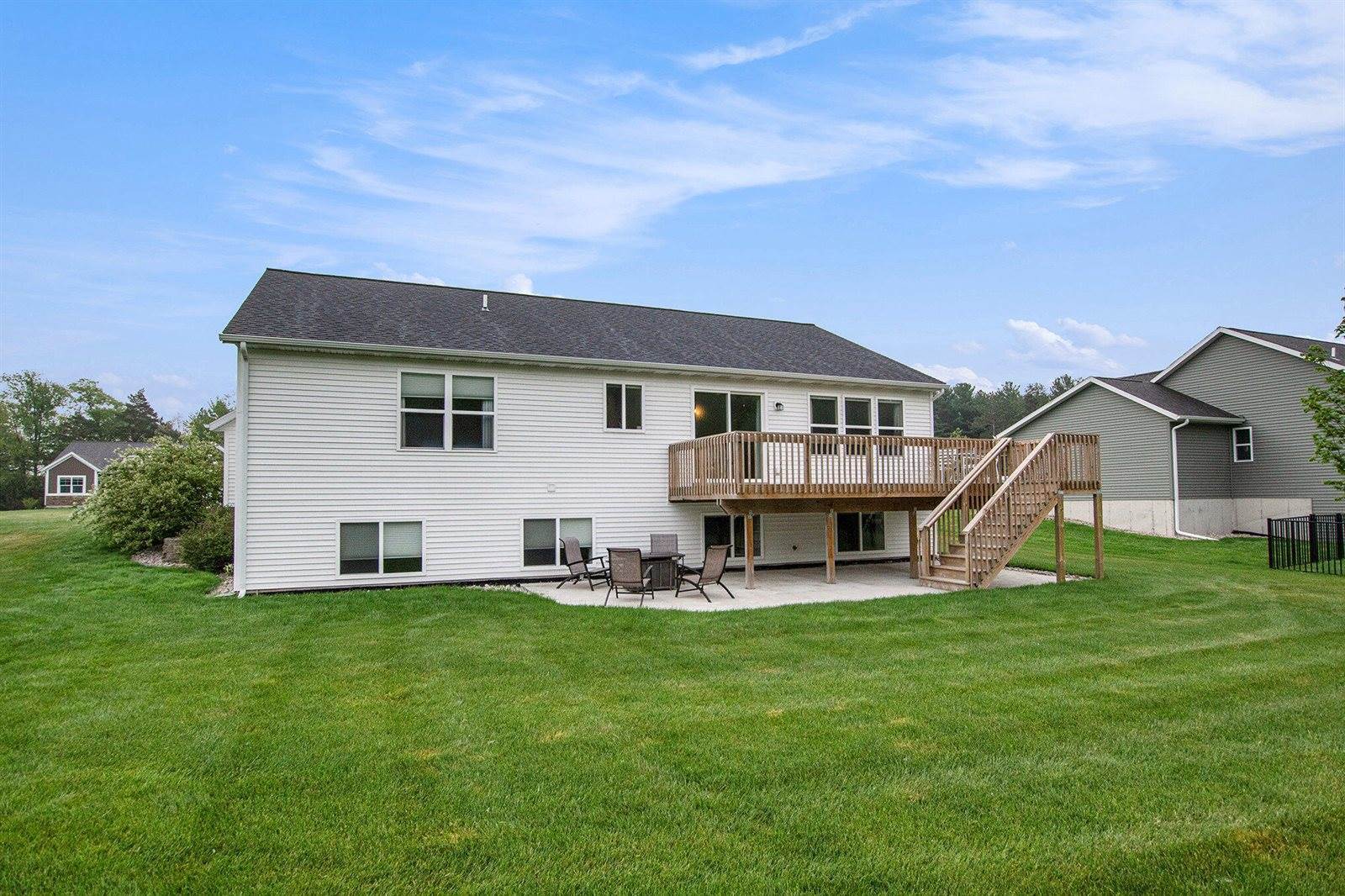 9241 Shoreway Drive, West Olive, MI 49460