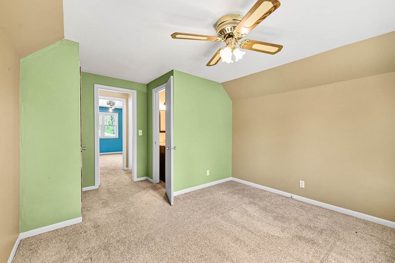 N7008 Oakwood Rd, Whitewater, WI 53190