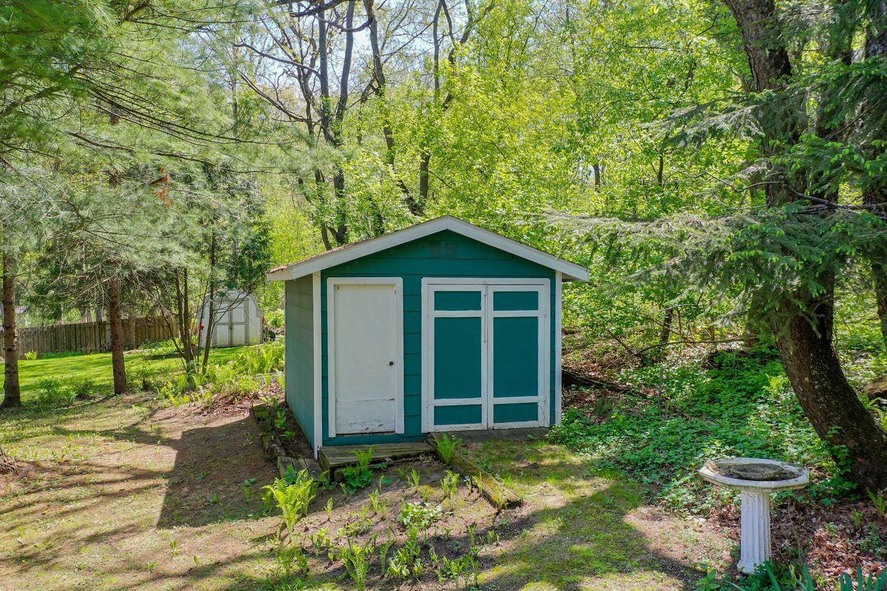 N7008 Oakwood Rd, Whitewater, WI 53190