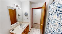 5142 Ridge Oak Dr, Madison, WI 53704