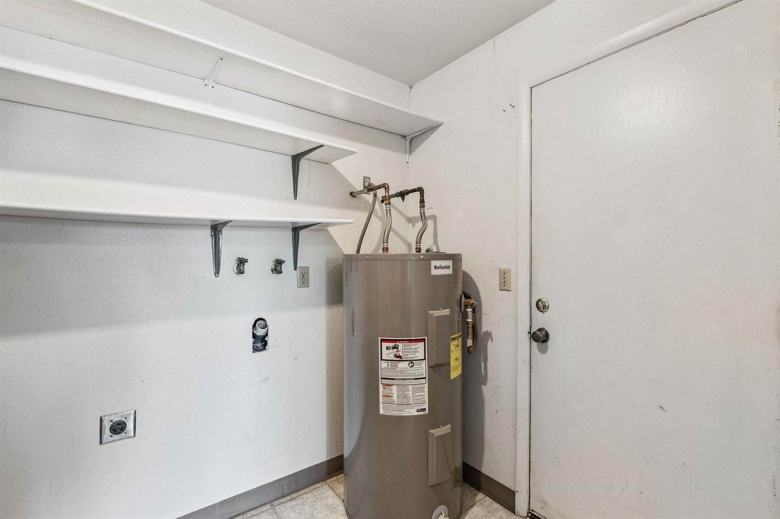 226 Adams Street, American Falls, ID 83211