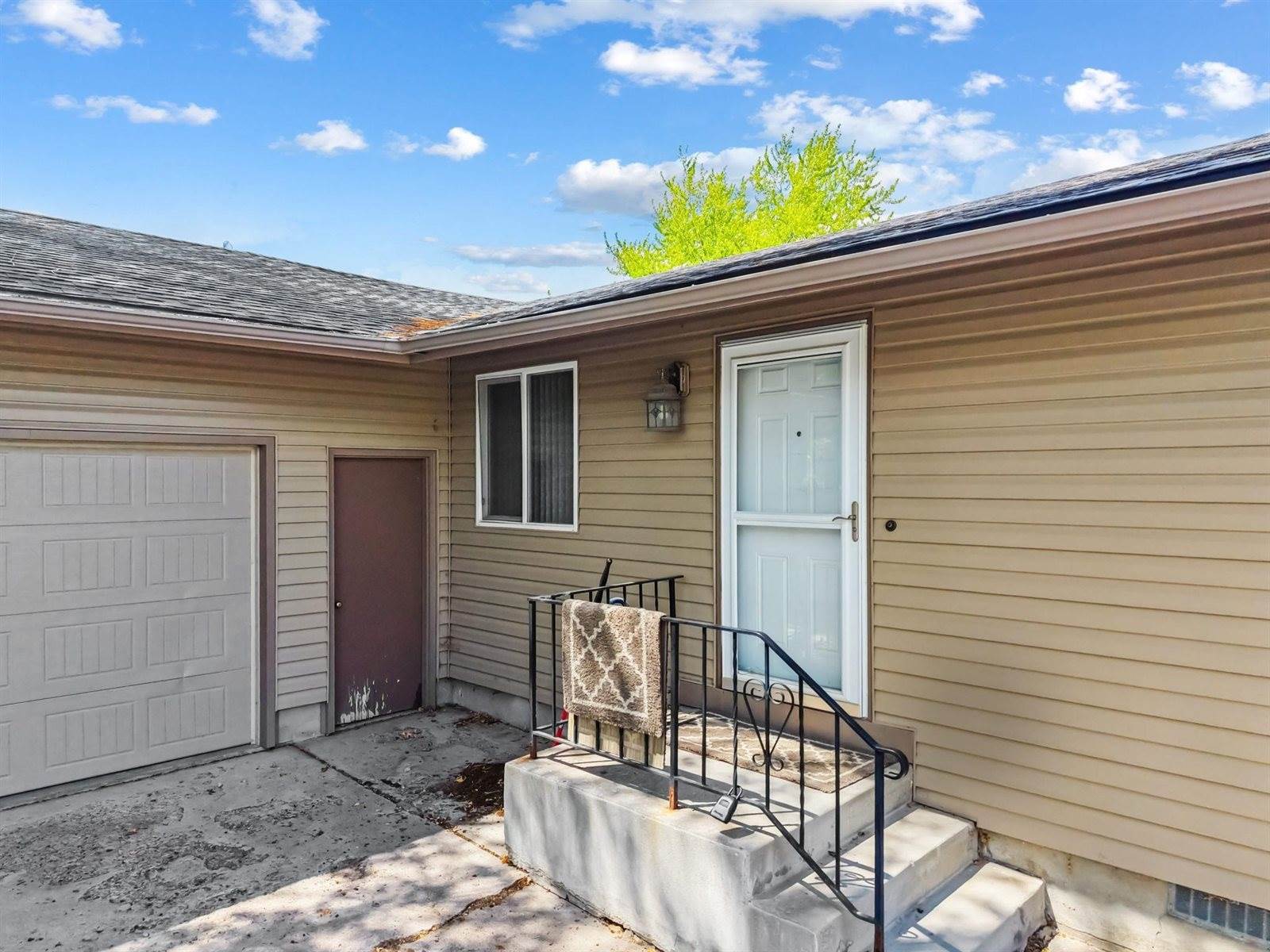 226 Adams Street, American Falls, ID 83211