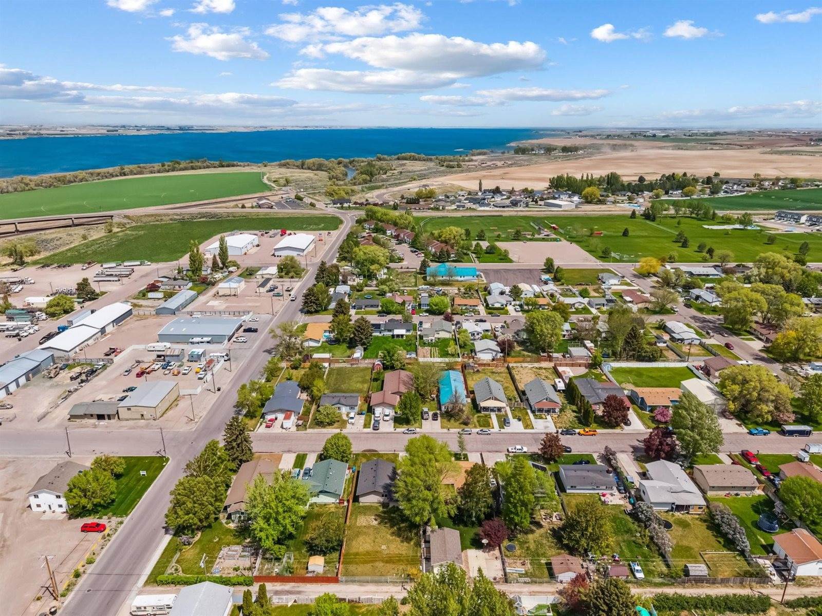 226 Adams Street, American Falls, ID 83211