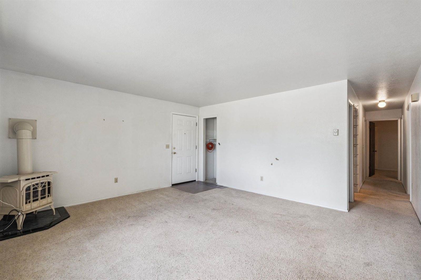 226 Adams Street, American Falls, ID 83211