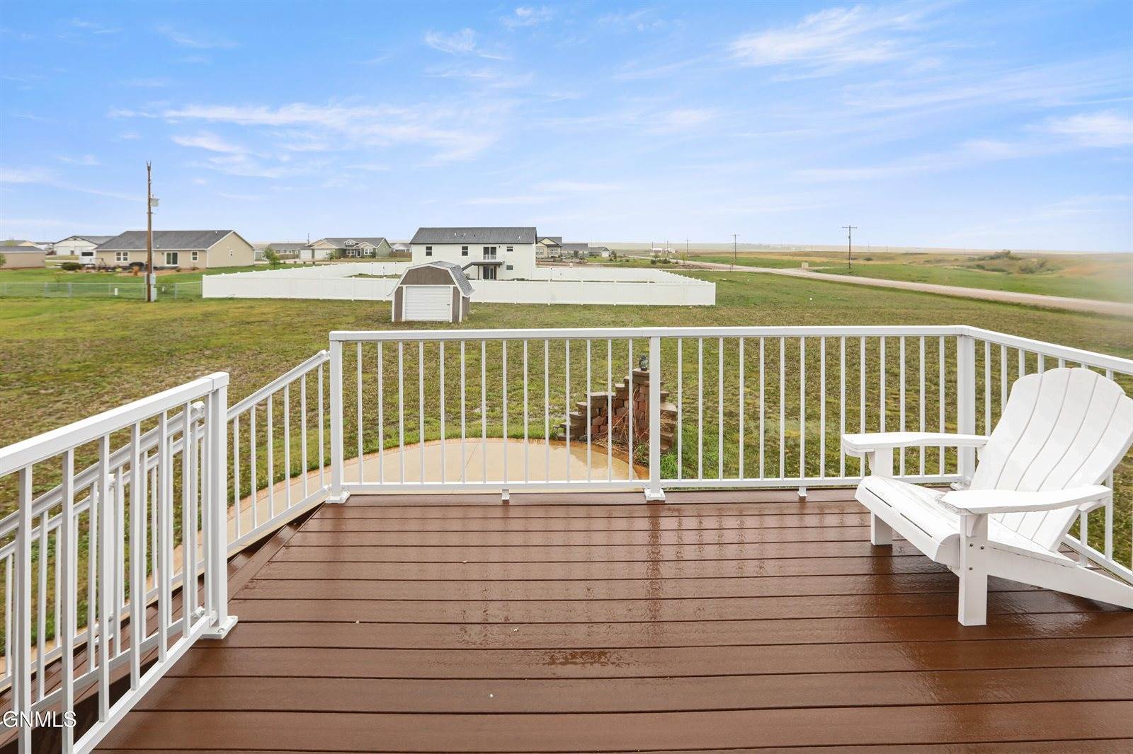 13657 Mulberry Loop NW, Williston, ND 58801