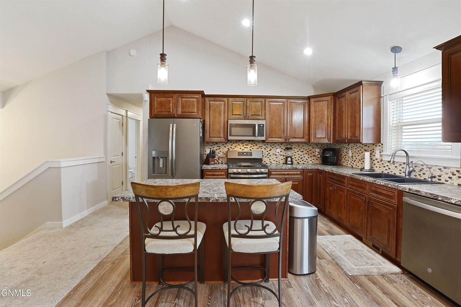 13657 Mulberry Loop NW, Williston, ND 58801