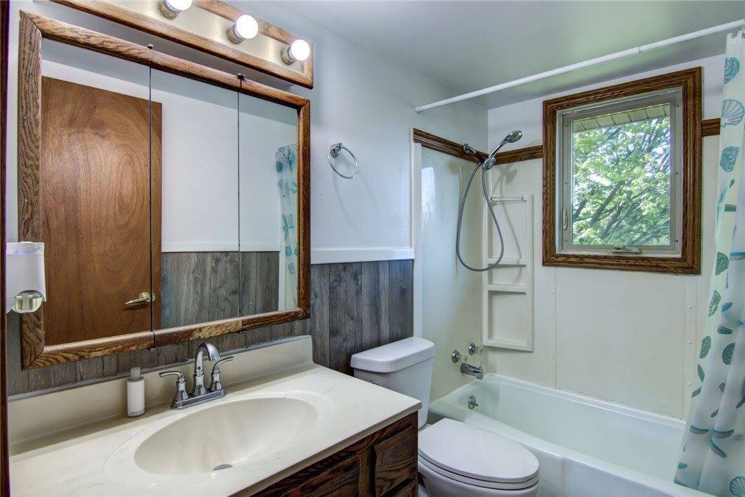 12907 Thomas Street, Osseo, WI 54758