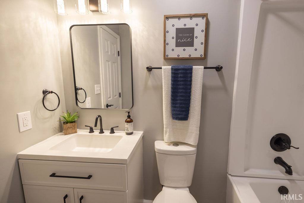 103 Bluebird Lane, Sulphur Springs, IN 47388