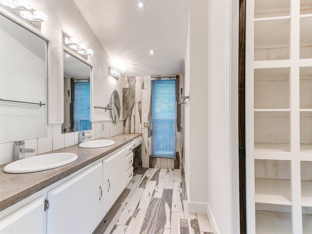 117 East Midland Street, Shawnee, OK 74804