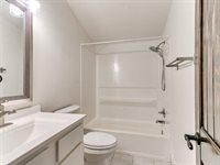 117 East Midland Street, Shawnee, OK 74804