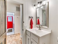 117 East Midland Street, Shawnee, OK 74804