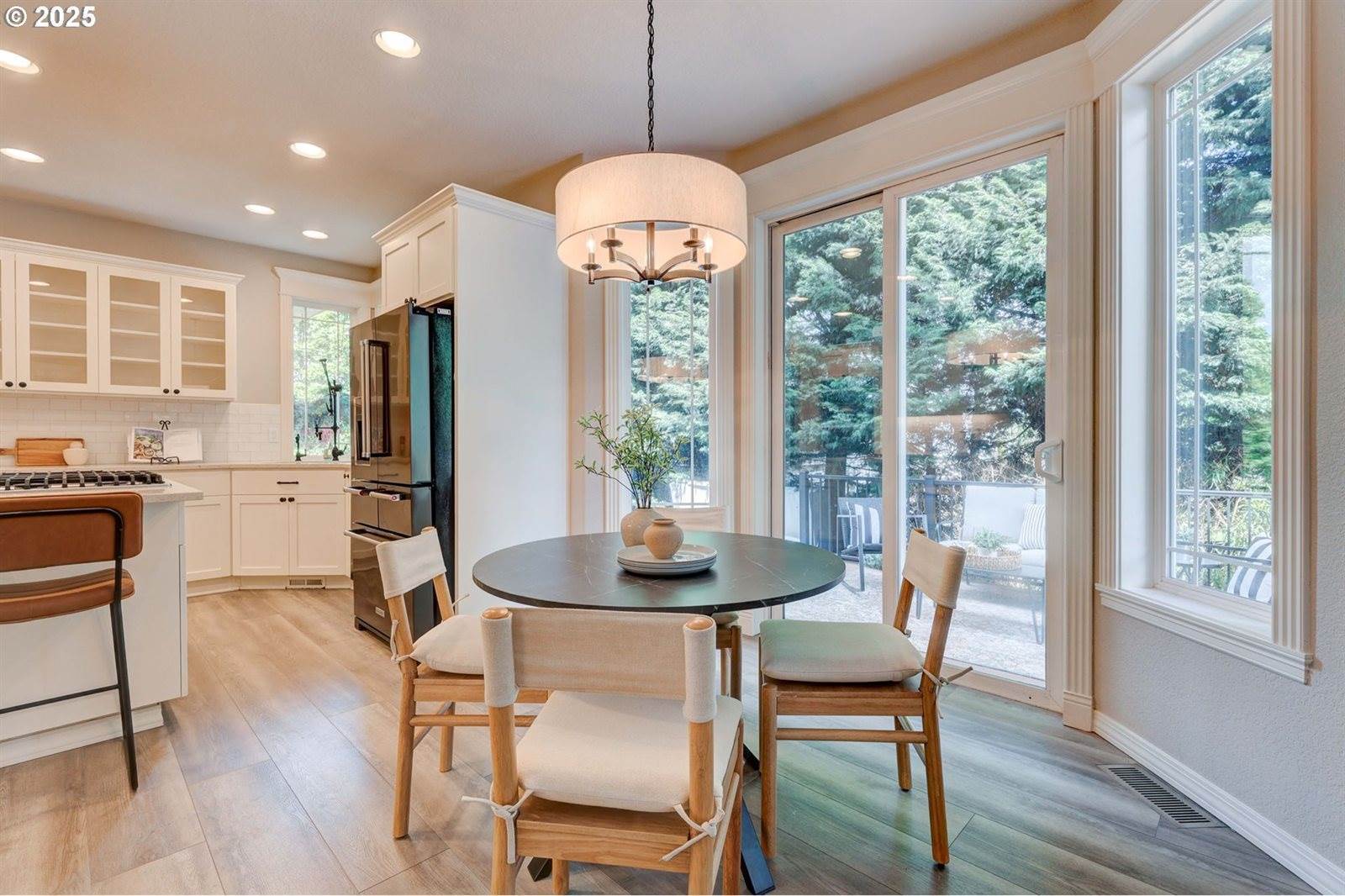 13888 SW Essex Dr, Portland, OR 97223