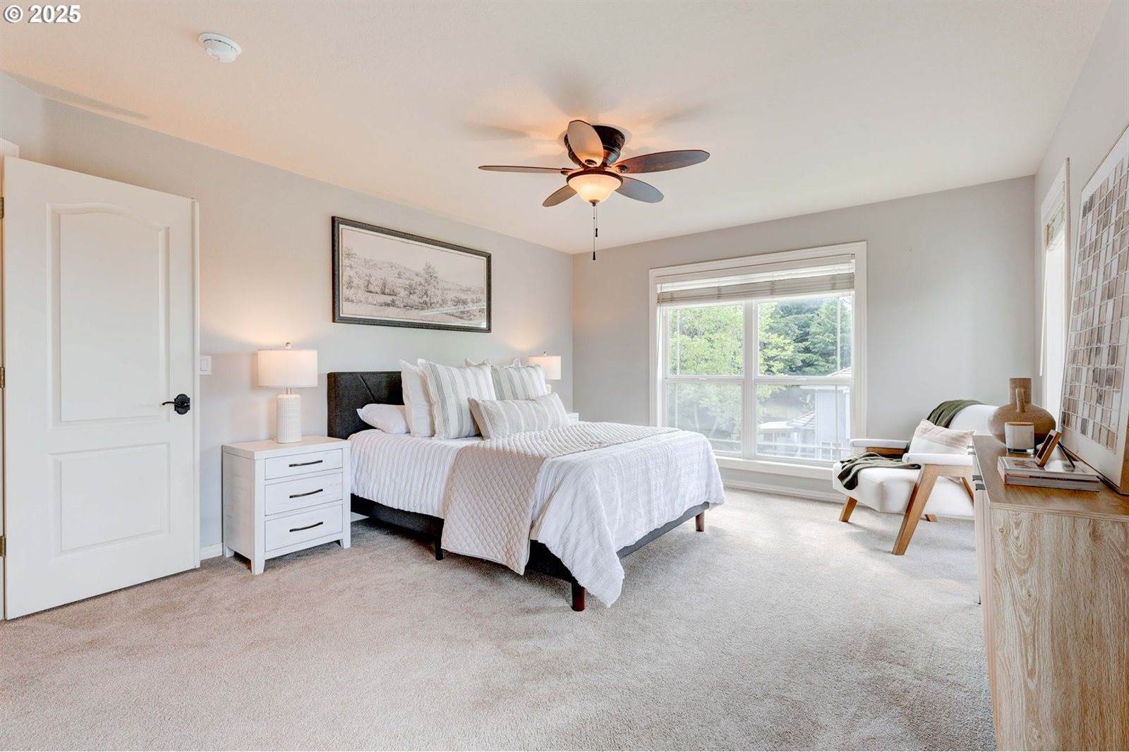 13888 SW Essex Dr, Portland, OR 97223