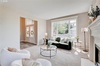 13888 SW Essex Dr, Portland, OR 97223