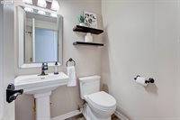 13888 SW Essex Dr, Portland, OR 97223