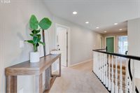 13888 SW Essex Dr, Portland, OR 97223