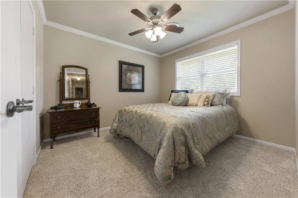 1305 Haines Drive, College Station, TX 77840