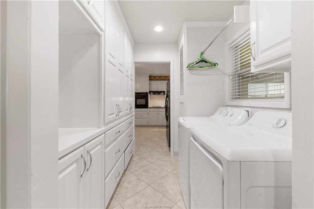 1305 Haines Drive, College Station, TX 77840