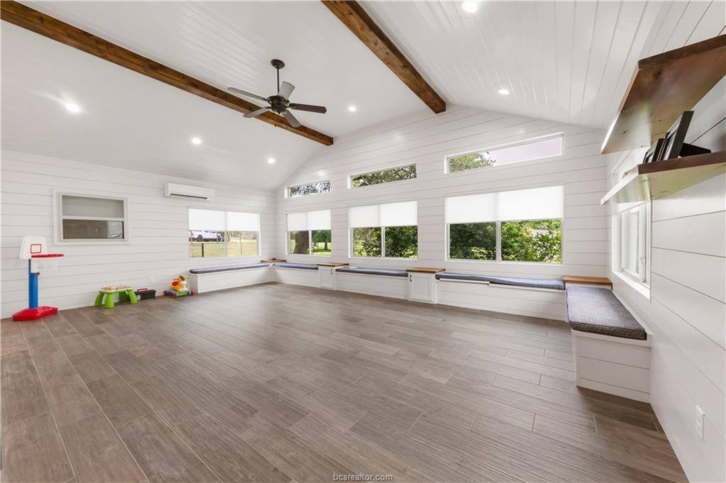 1305 Haines Drive, College Station, TX 77840