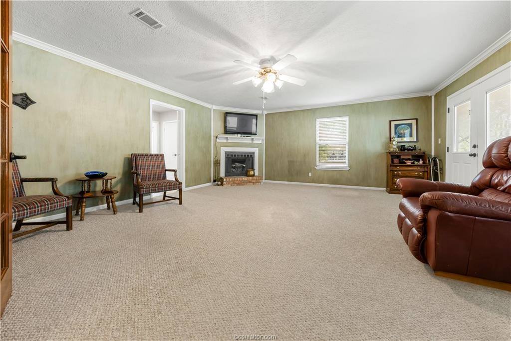 1305 Haines Drive, College Station, TX 77840