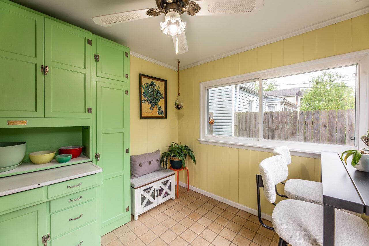 1674 Melrose Avenue, Columbus, OH 43224