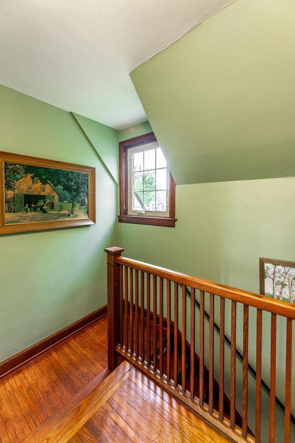 1674 Melrose Avenue, Columbus, OH 43224