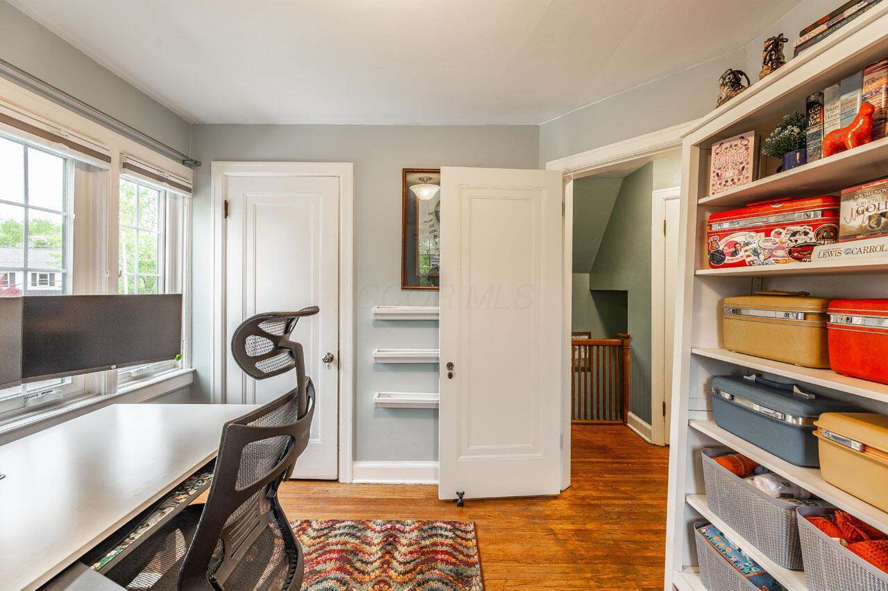 1674 Melrose Avenue, Columbus, OH 43224