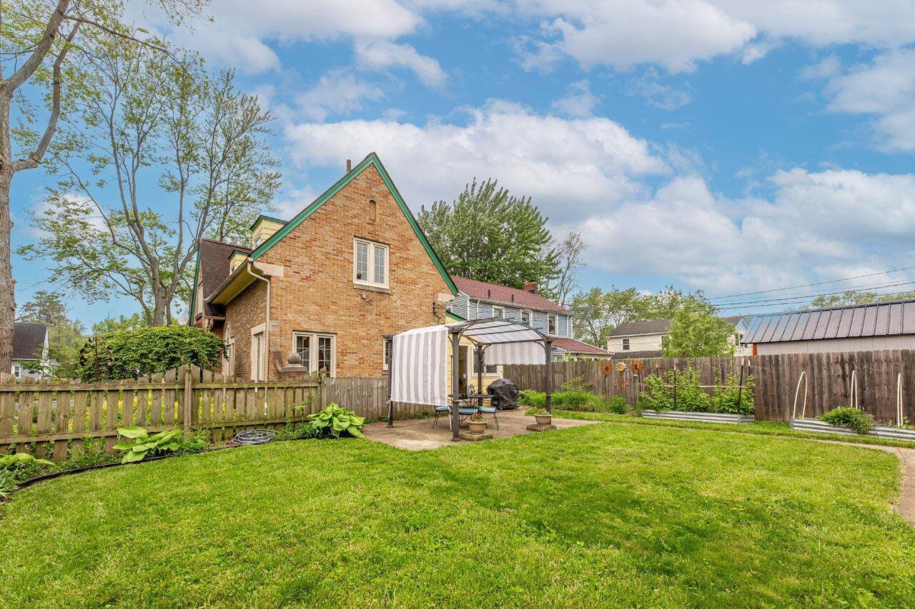 1674 Melrose Avenue, Columbus, OH 43224