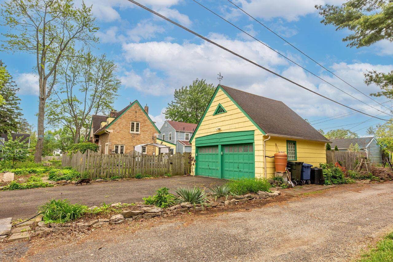 1674 Melrose Avenue, Columbus, OH 43224