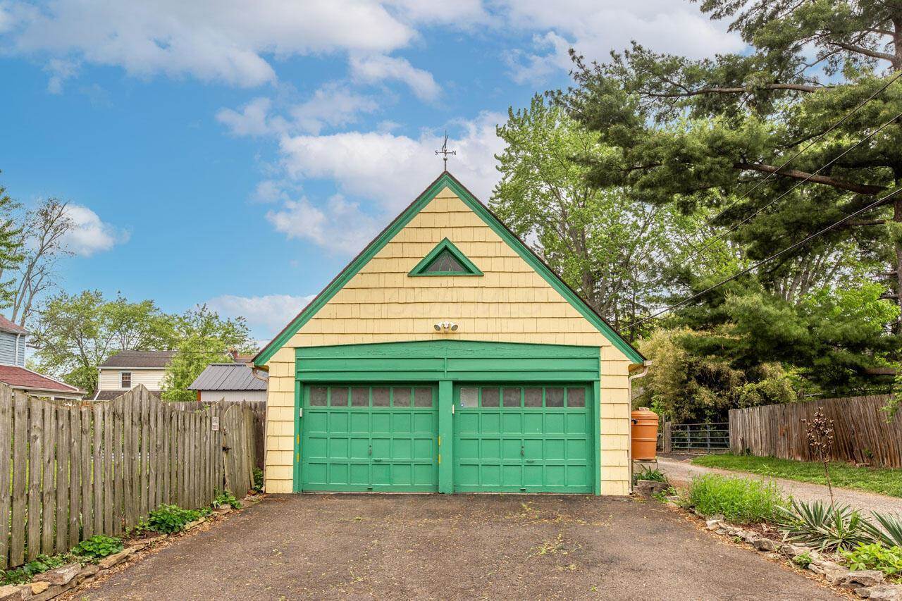 1674 Melrose Avenue, Columbus, OH 43224