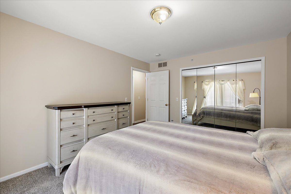 22187 West Village Drive, Unit 5, DearbornCity_Wayne, MI 48124