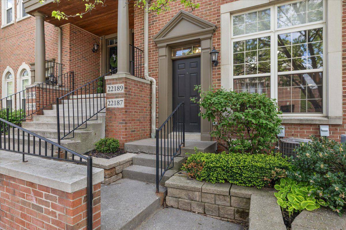 22187 West Village Drive, Unit 5, DearbornCity_Wayne, MI 48124