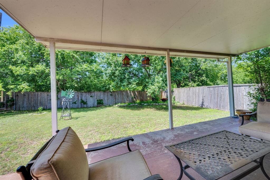 1700 Merritt Drive, Mansfield, TX 76063