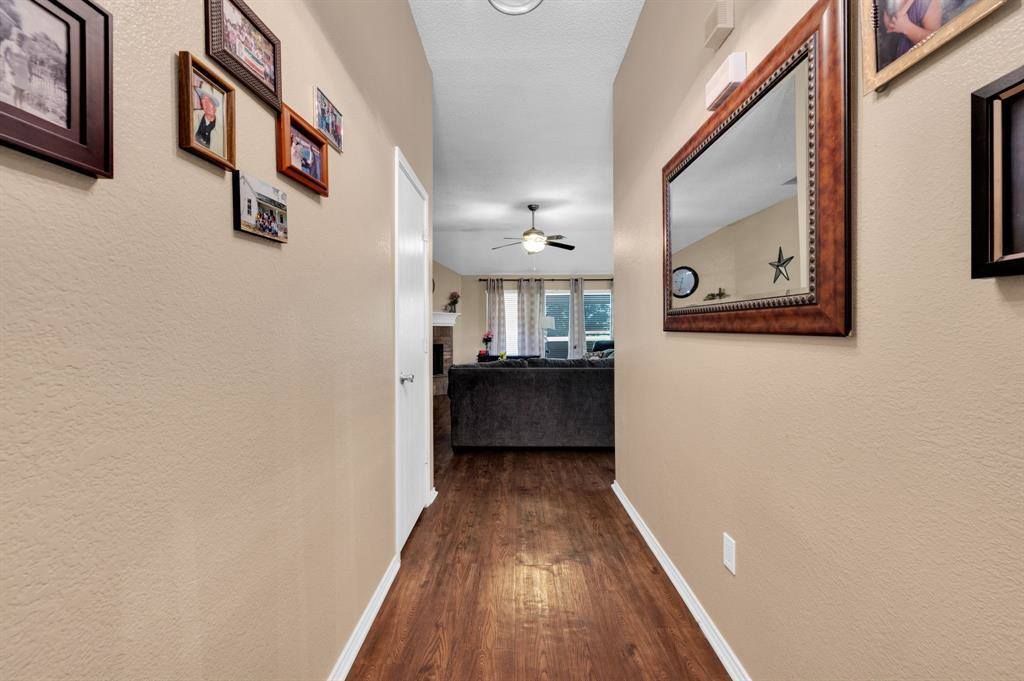 1700 Merritt Drive, Mansfield, TX 76063