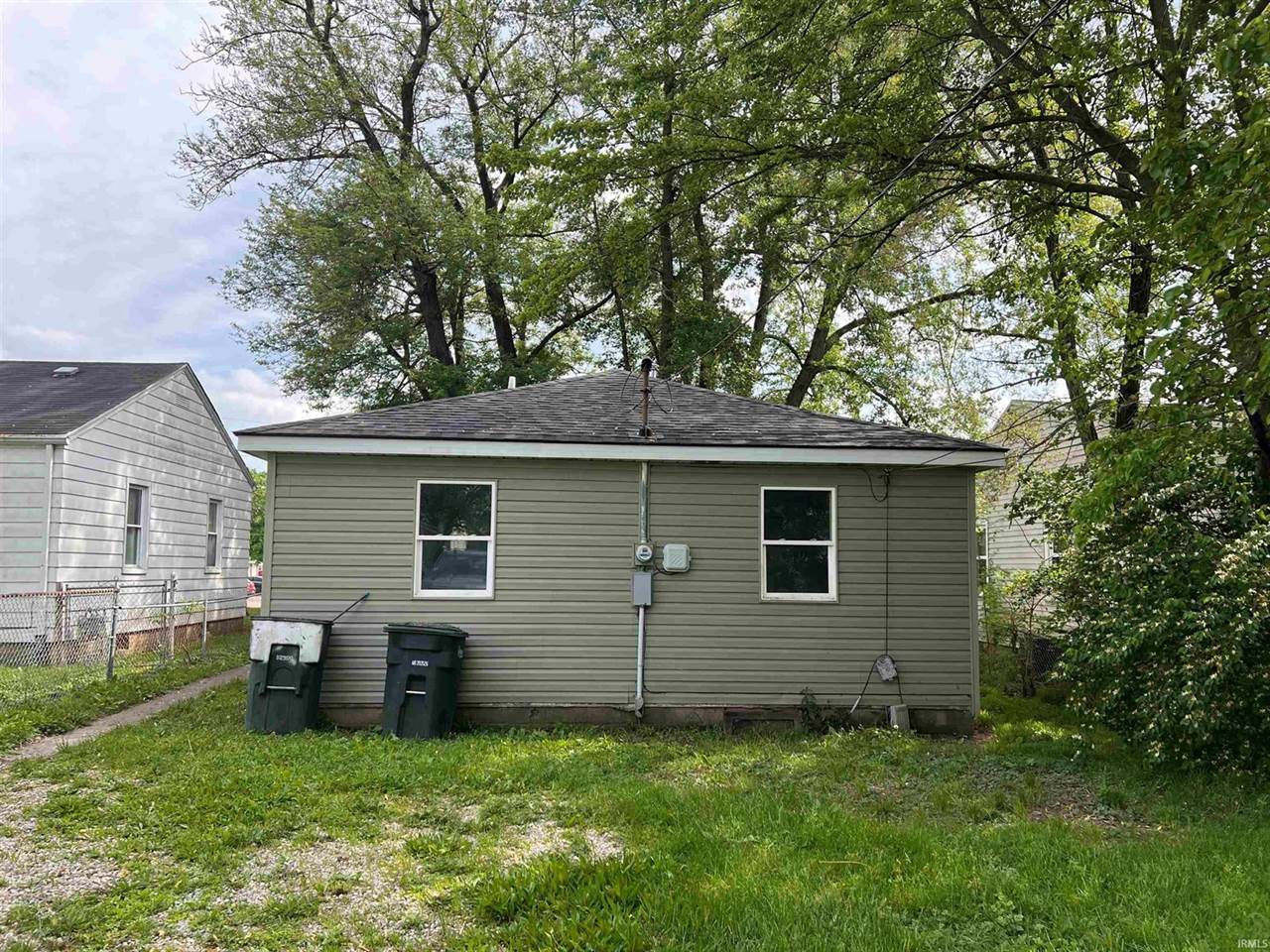 2108 W Memorial Drive, Muncie, IN 47302