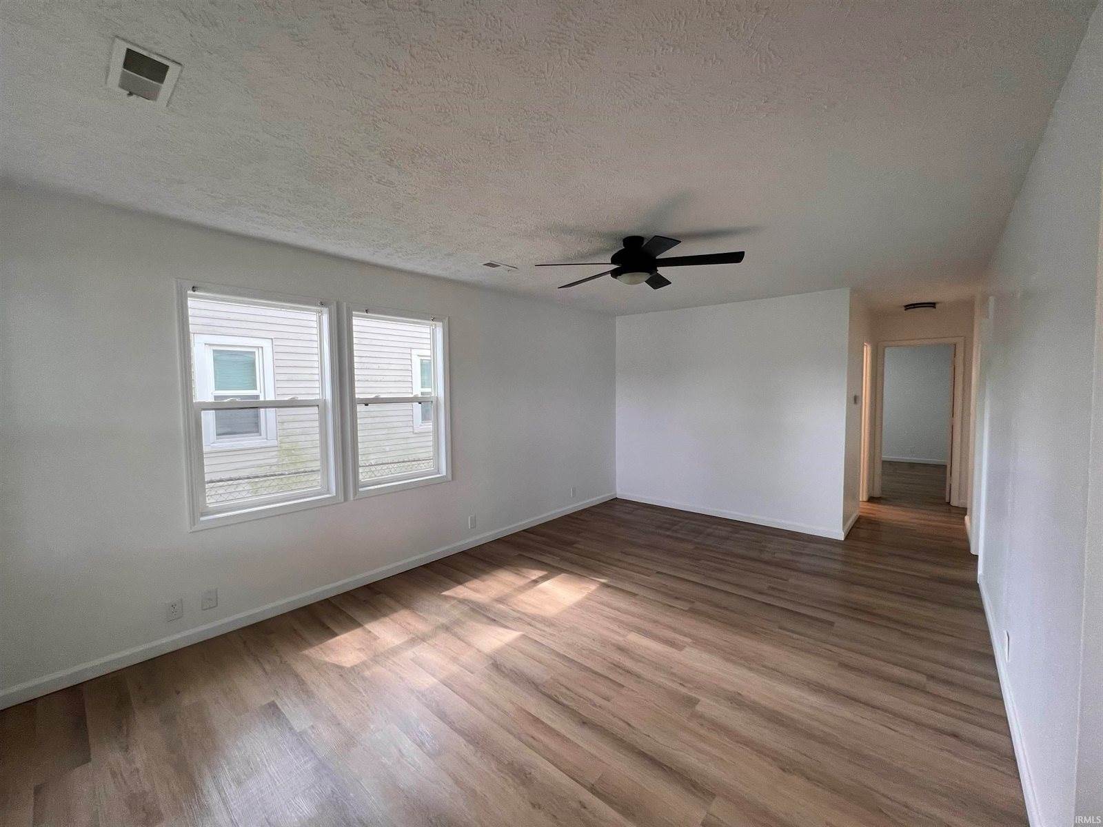 2108 W Memorial Drive, Muncie, IN 47302