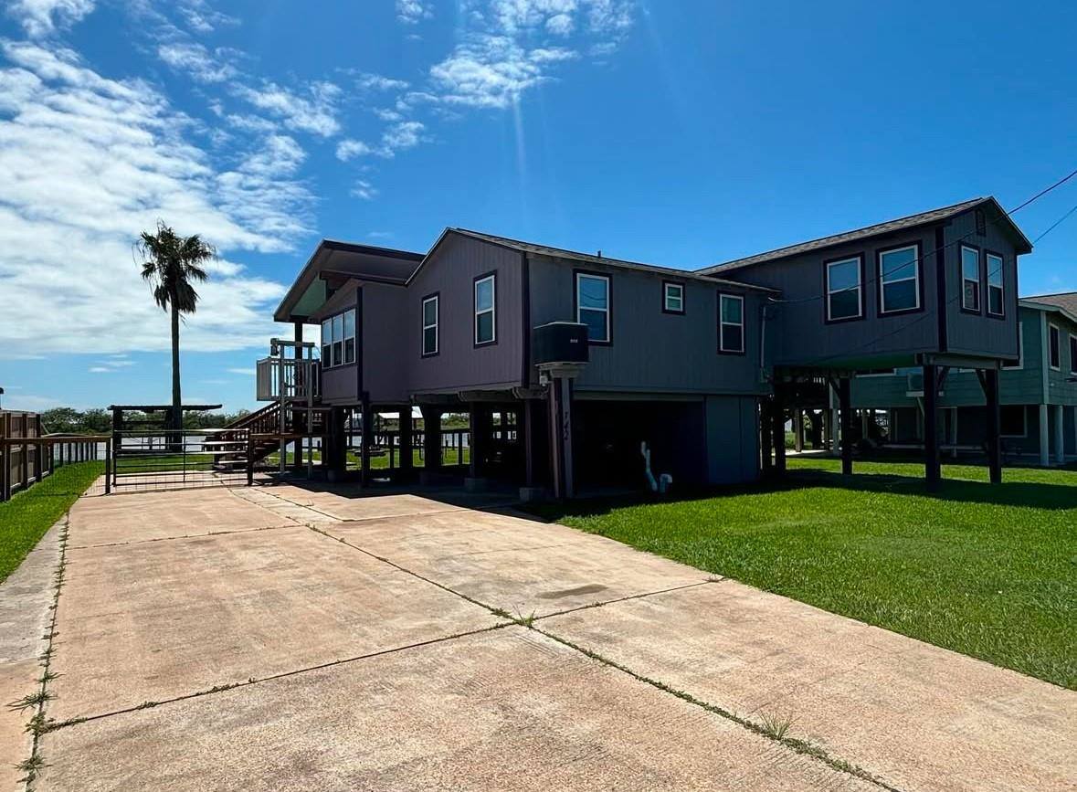 142 Seagull, Sargent, TX 77414